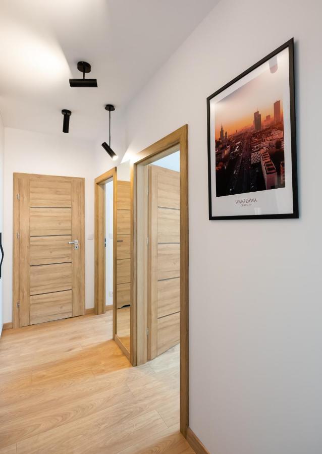 Wola Skwer Happy Apartment Варшава Екстер'єр фото